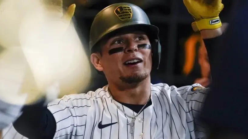Luis Urías: Mexicano produjo dos carreras en remontada de Brewers ante Rockies