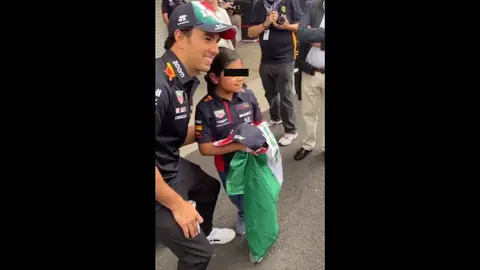 Checo Pérez: "Dios te bendiga", dijo niña al piloto en emotivo encuentro previo al GP de México