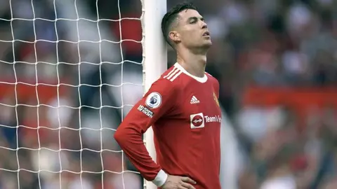 Cristiano Ronaldo: Madre del niño al que CR7 le tiró el celular planea tomar acciones legales