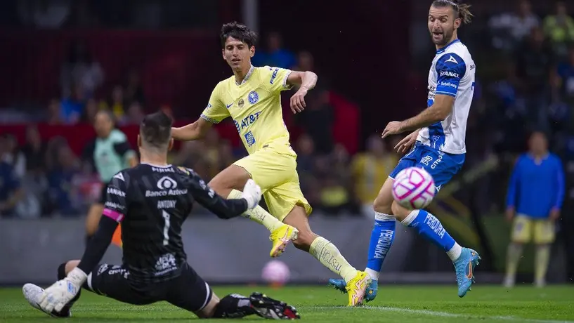 Siuuuuu: Jürgen Damm replicó festejo de CR7 en gol anulado y la afición se unió a celebración