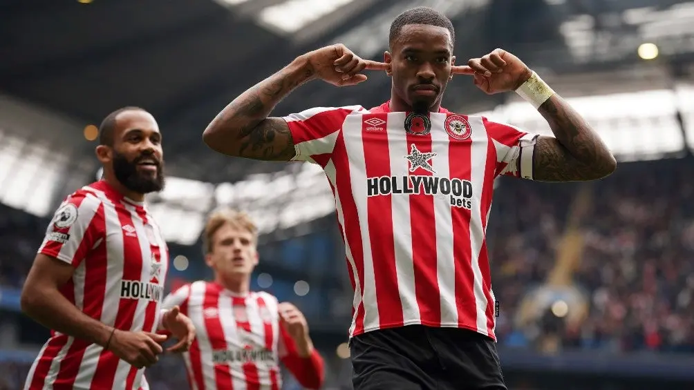 Ivan Toney celebra gol en su paso por Bentford | AP