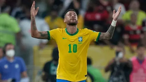 Neymar: Publicó mensajes con compañeros de Brasil en whatsapp sin su permiso tras eliminación