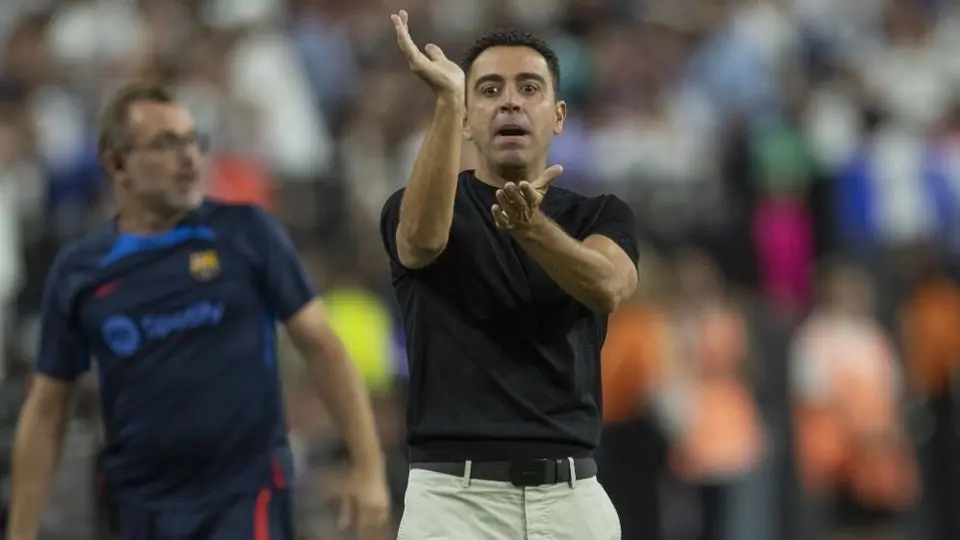Barcelona: Xavi Hernández, satisfecho con la competencia que crea la llegada de Koundé
