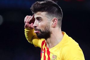 Gerard Piqué: Fue 'atrapado' en velada romántica con su novia en París