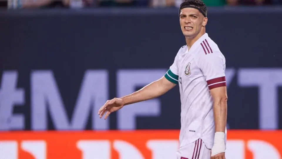 Raúl Jiménez: Pidió roja directa a Carlos Salcedo tras brutal entrada en la MLS
