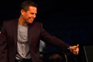 Julio César Chávez presumió ganancias tras apuesta de parlay en Liga MX