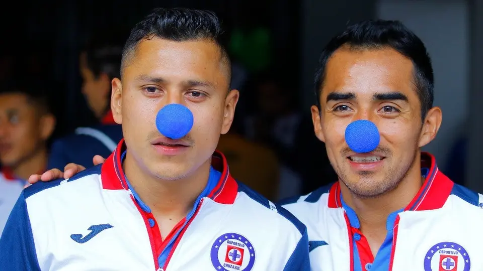 Cruz Azul: Cata Domínguez y Rafa Baca fueron relegados a la banca