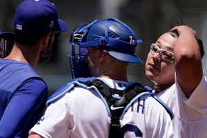 Julio Urías: El mexicano tuvo una mala salida en el triunfo de Dodgers