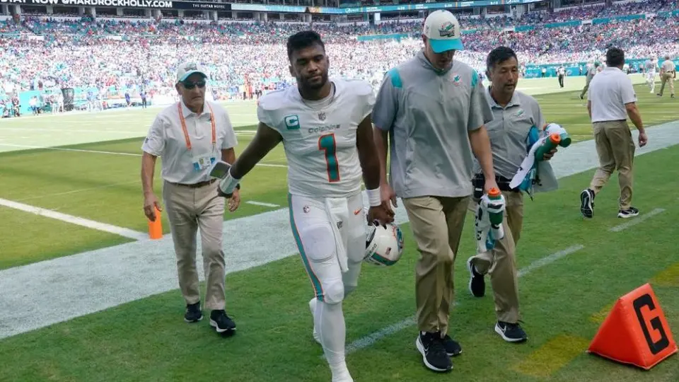 Dolphins: NFL y Asociación de Jugadores revisarán regreso de Tua Tagovailoa tras sufrir un golpe