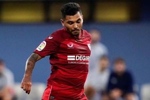 Tecatito Corona: TUDN transmitirá el primer partido del Sevilla de la temporada 2022-23