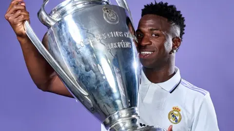 Champions League: UEFA vendió derechos de transmisión a tres importantes cadenas