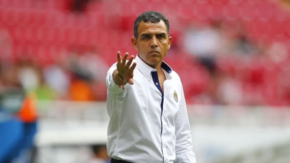 Chivas: Ricardo Cadena confirmó que buscarán reforzarse con un delantero