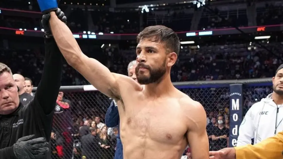 UFC Long Island: Pantera Rodríguez derrotó a Brian Ortega por nocaut técnico
