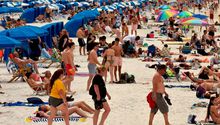 Turista murió atravesada por sombrilla de playa en Estados Unidos