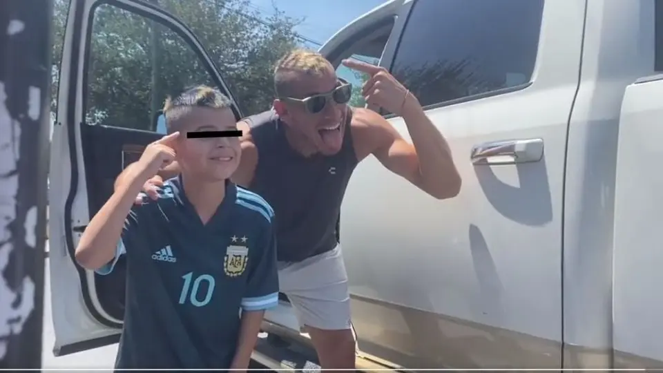 Tigres: Aficionado argentino 'copió' nuevo look de Nahuel Guzmán