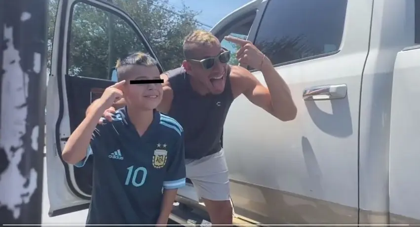 Tigres: Aficionado argentino 'copió' nuevo look de Nahuel Guzmán