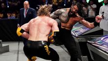WWE: Roman Reigns alarga su reinado tras vencer a Logan Paul en Crown Jewel