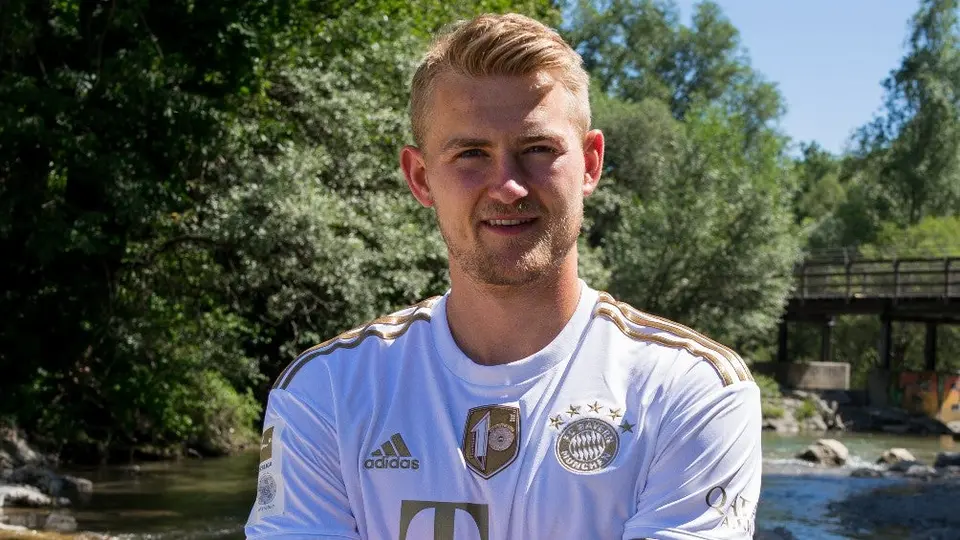 Bayern Munich oficializó el fichaje de Matthijs de Ligt