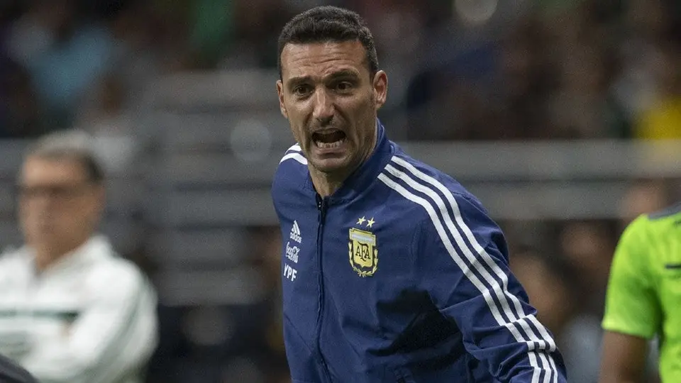 Scaloni estalló contra prensa de su país: ¿Jugamos para Holanda o Argentina?