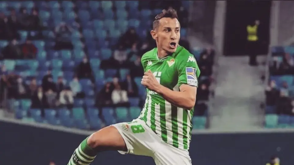 Andrés Guardado: Recibido con flores en la pretemporada del Betis