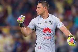 Moisés Muñoz recordó cuando su mamá le rompió una playera de América para que no la usara
