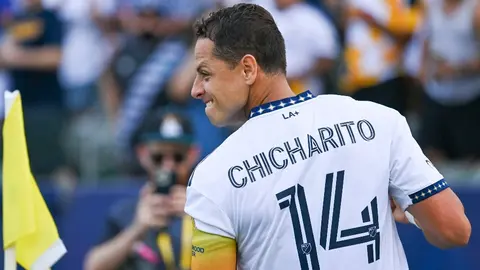 Checo Pérez a Chicharito Hernández: '¿Cuándo llegas al Mundial? Yo te doy ride'