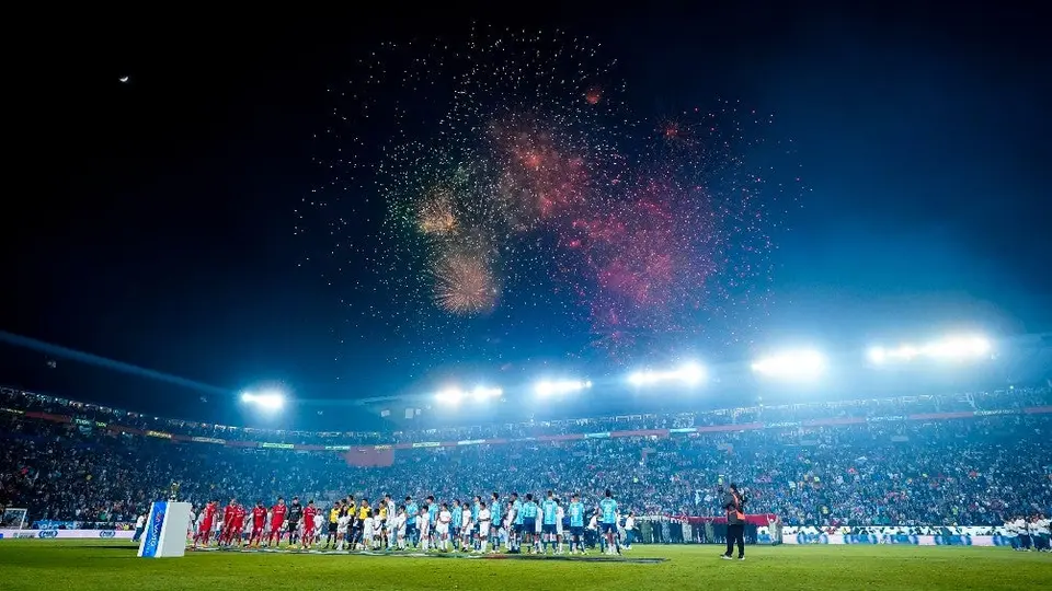 Pachuca homenajeó a Miguel Calero en la ceremonia de la Gran Final del AP22
