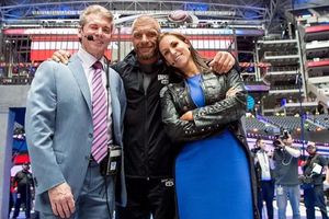 Triple H sobre sustituir a Vince McMahon: 'Enormes zapatos que yo no podría llenar ni en sueños'