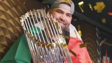 José Urquidy dedicó triunfo de Astros a México: ‘Va para mi gente, en especial de Mazatlán’