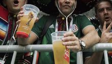 Mexicanos, 'insoportables' para los países que reciben la Copa del Mundo