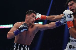 Zurdo Ramírez tras derrota ante Dmitry Bivol: 'Hice lo suficiente al final para ganar'