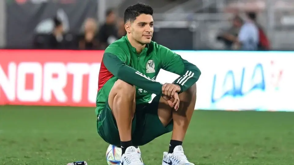 DT de Wolves abrió la posibilidad de que Raúl Jiménez llegue a Qatar: 'Se le ve bien'