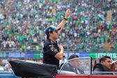 Checo Pérez: Terminó en tercer lugar en el GP de México; Verstappen ganó