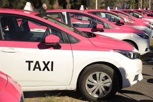 Mujer denunció a taxista de la CDMX por perturbador letrero