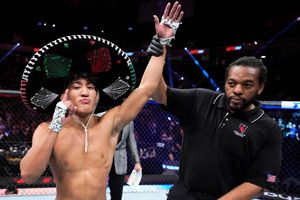 UFC: Raúl Rosas Jr. hizo historia al vencer a Jay Perrin