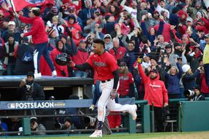 MLB Playoffs: Guardians barrieron a Rays con jonrón en extrainnings