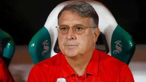 Selección Mexicana: Tata Martino llegó a Sevilla para hablar con Andrés Guardado y Tecatito Corona