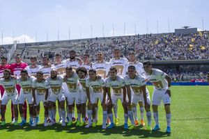 Pumas cumplió sueño de niño con ceguera; pisó el universitario y convivió con jugadores
