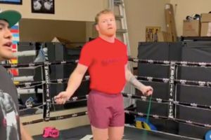 Canelo Álvarez entrenó al ritmo de Aczino previo a combate contra Gennady Golovkin