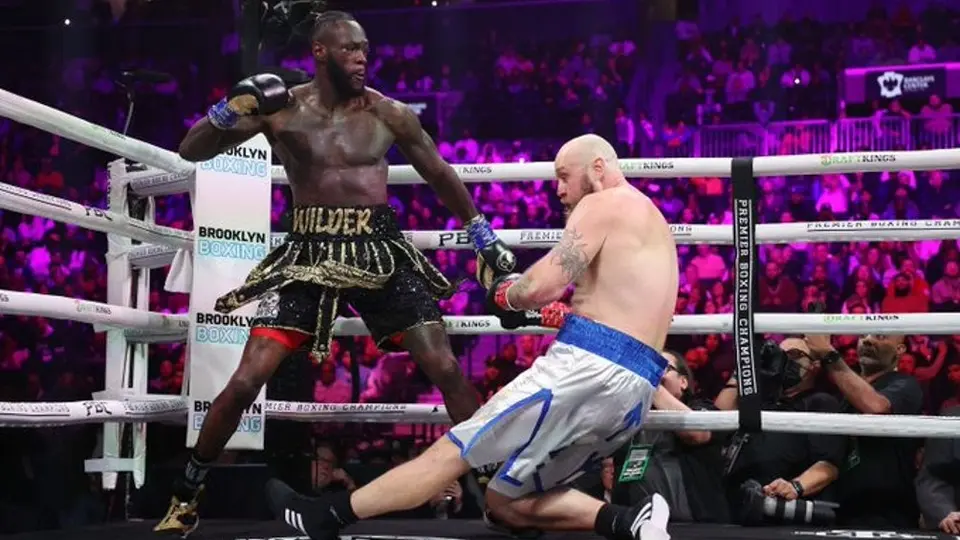 Deontay Wilder: noqueó a Robert Helenius en el primer round