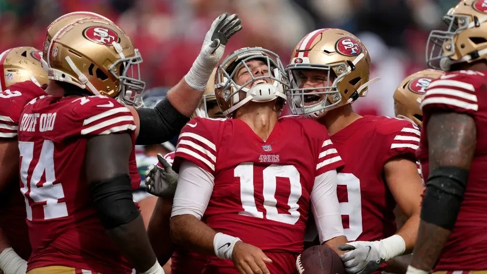 NFL: 49ers no tuvo problemas con los Seahawks en el regreso de Garoppolo