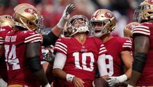 NFL: 49ers no tuvo problemas con los Seahawks en el regreso de Garoppolo