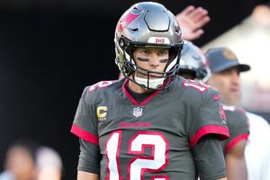 NFL: Tom Brady y Buccaneers a evitar temporada negativa ante Cardinals