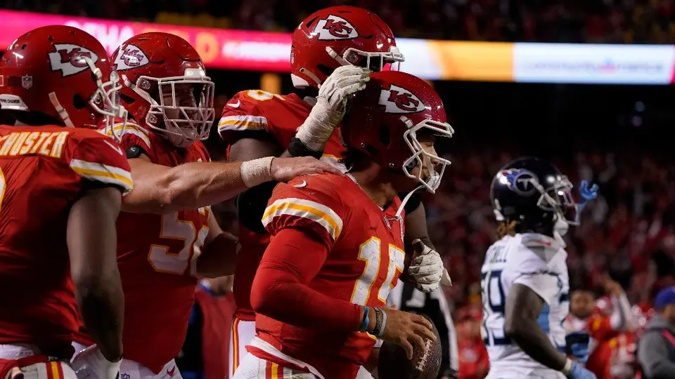 NFL: Kansas City venció a Tennessee en tiempos extra
