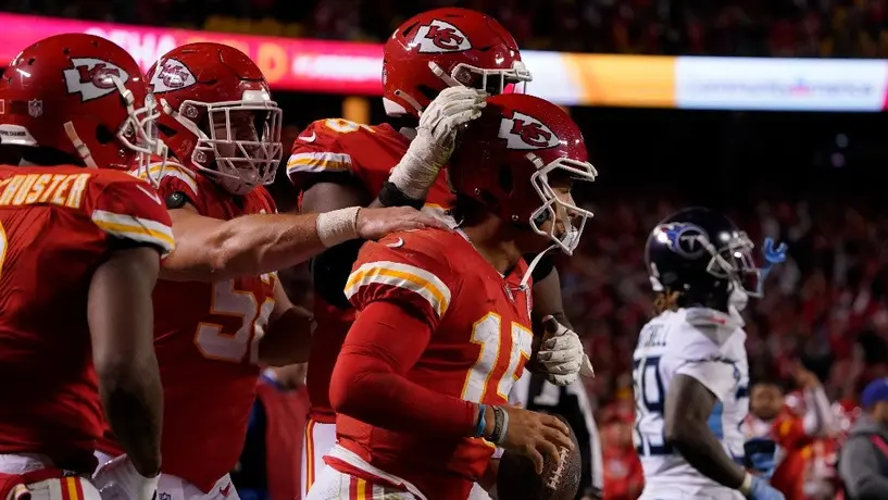 NFL: Kansas City venció a Tennessee en tiempos extra