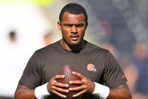 Browns: Deshaun Watson volverá a los entrenamientos la próxima semana