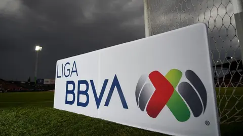 Cártel del Gol: Liga MX fue exhibida en 'La Mañanera' por evadir impuestos y tener dobles contratos
