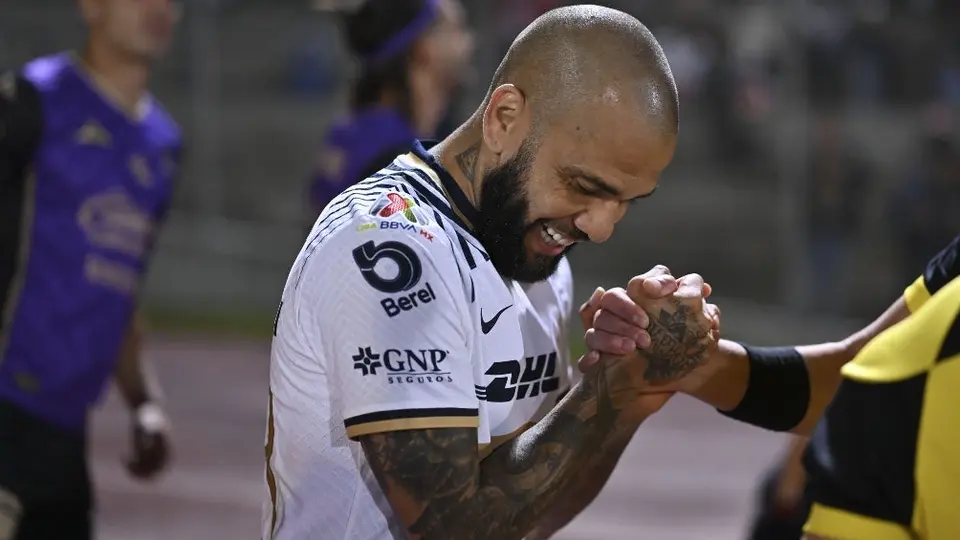 Pumas: Sanar las finanzas permitió la llegada de Dani Alves; aseguró rector de la UNAM