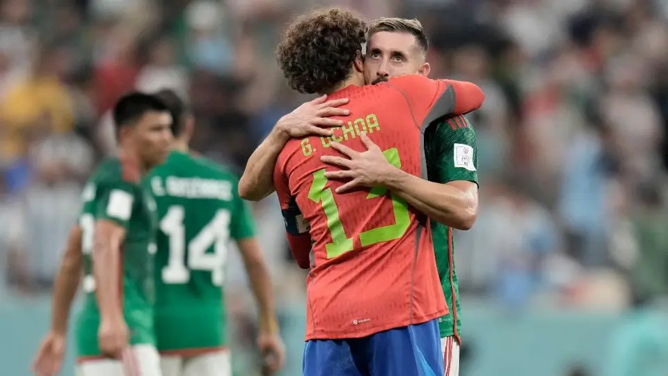 TelevisaUnivision afirma que superó a TV Azteca en rating mundialista