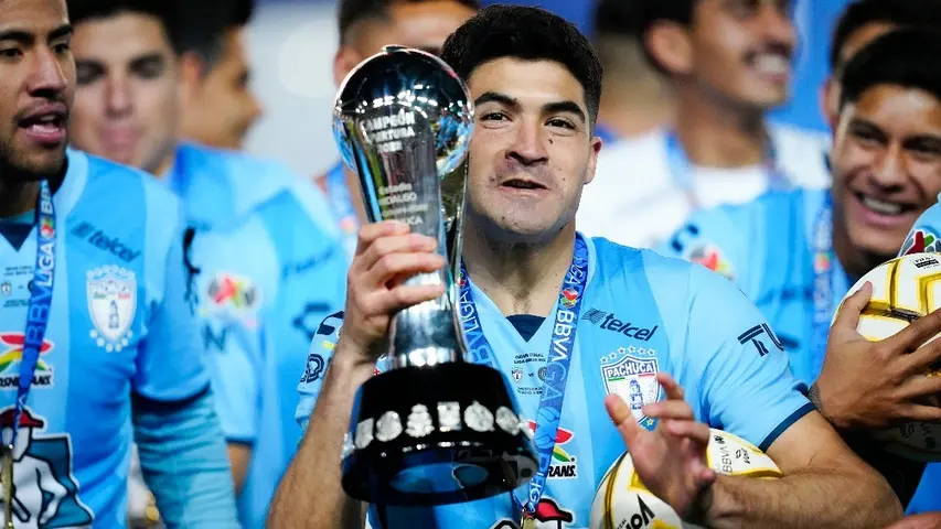 Nico Ibáñez tras ser campeón con Pachuca | IMAGO7